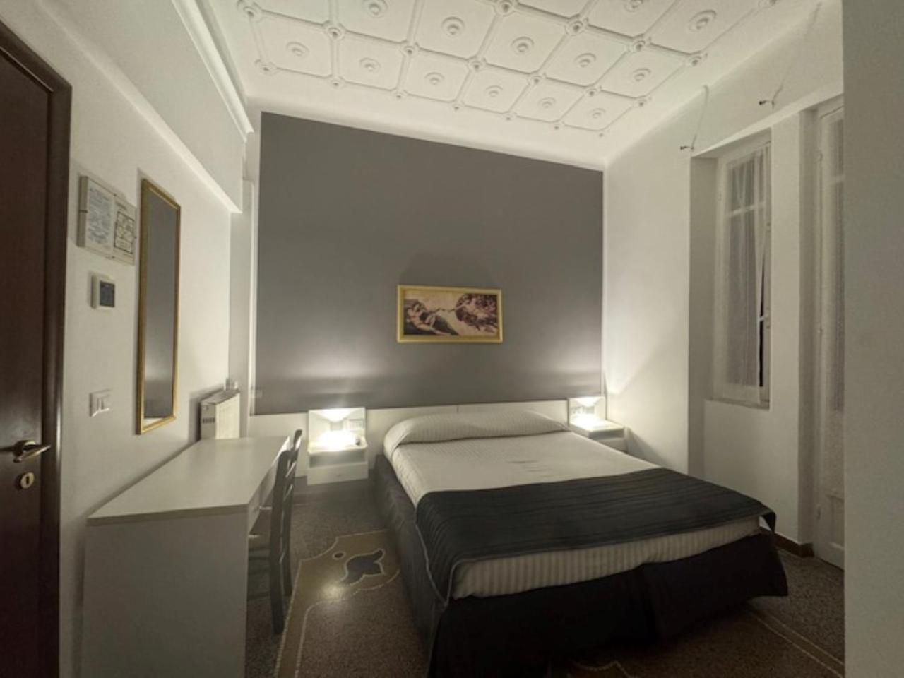 Hotel Ristorante Milton Varazze Extérieur photo