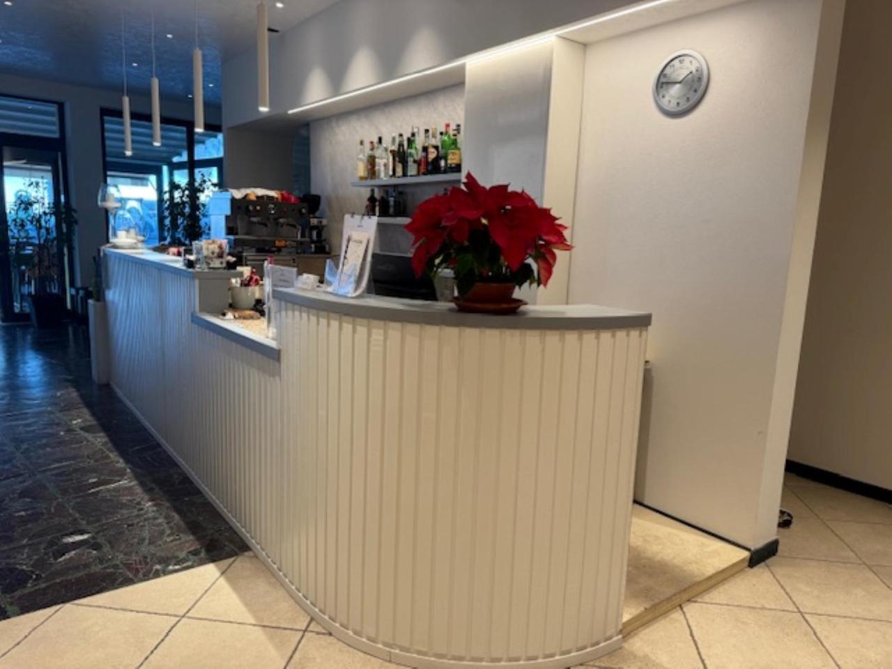 Hotel Ristorante Milton Varazze Extérieur photo