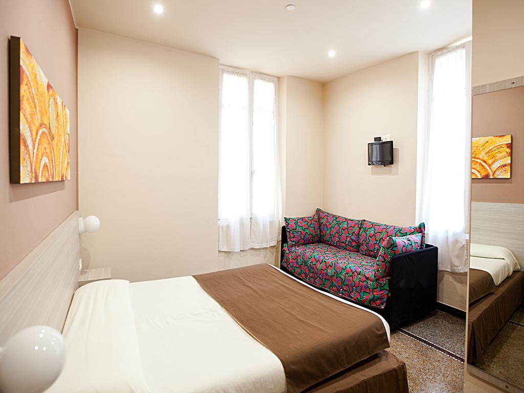 Hotel Ristorante Milton Varazze Extérieur photo