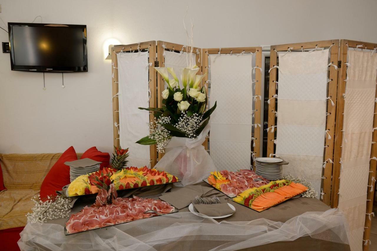 Hotel Ristorante Milton Varazze Extérieur photo